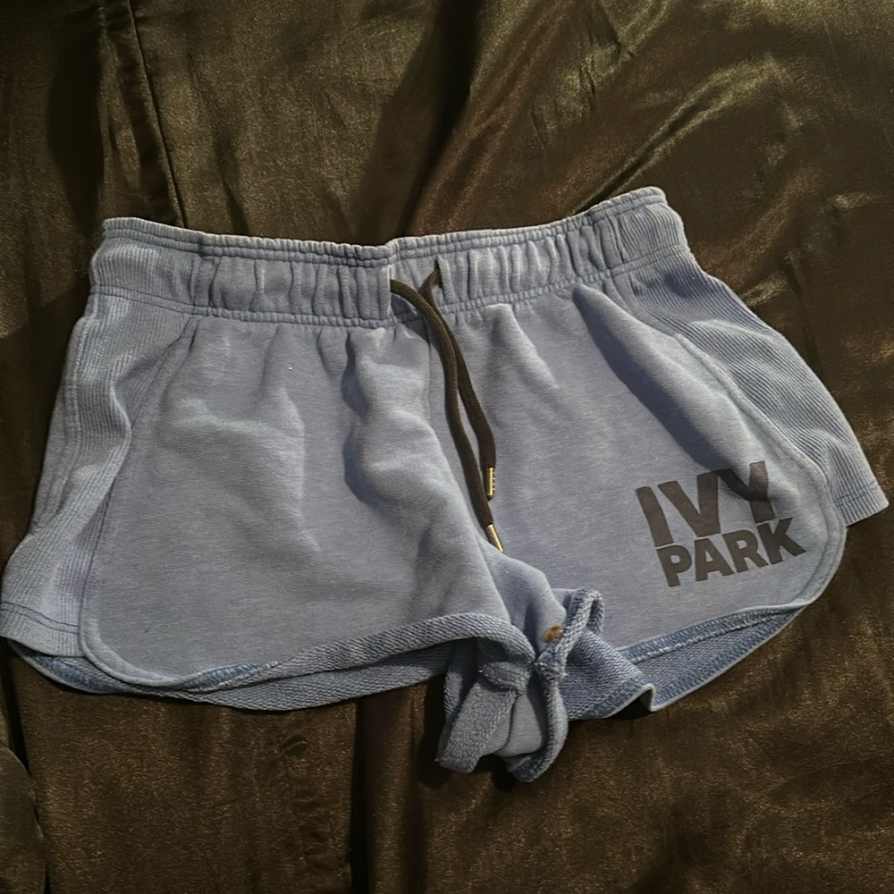 loose shorts